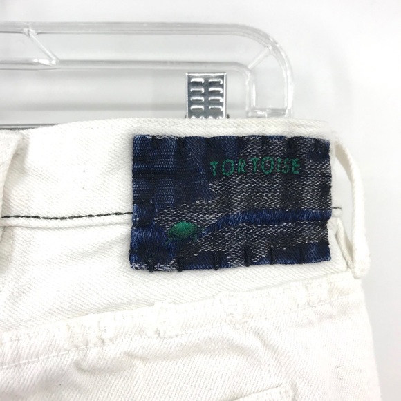 💕SALE💕 Tortoise White Ripped Jeans - Picture 7 of 8